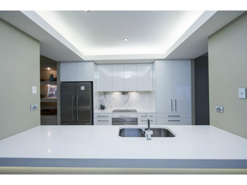 3211 Palladian Drive, Hope Island QLD 4212