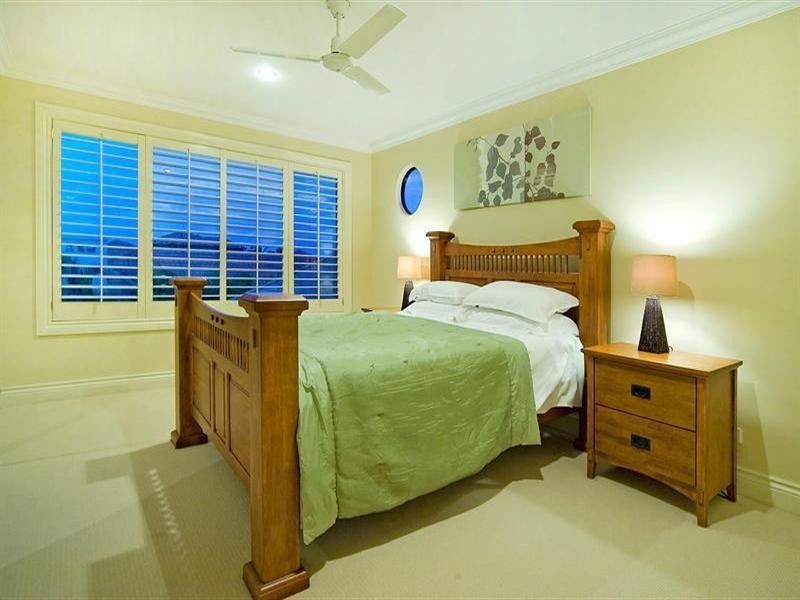 Hope Island QLD 4212