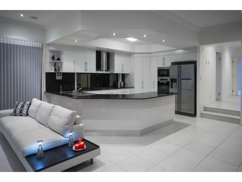 Monterey Keys QLD 4212