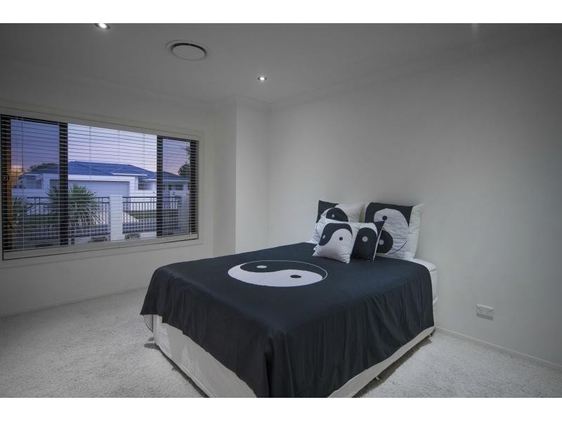 Monterey Keys QLD 4212