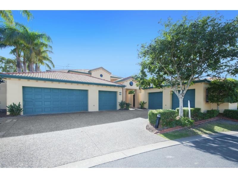 3270 Palladian Drive, Hope Island QLD 4212