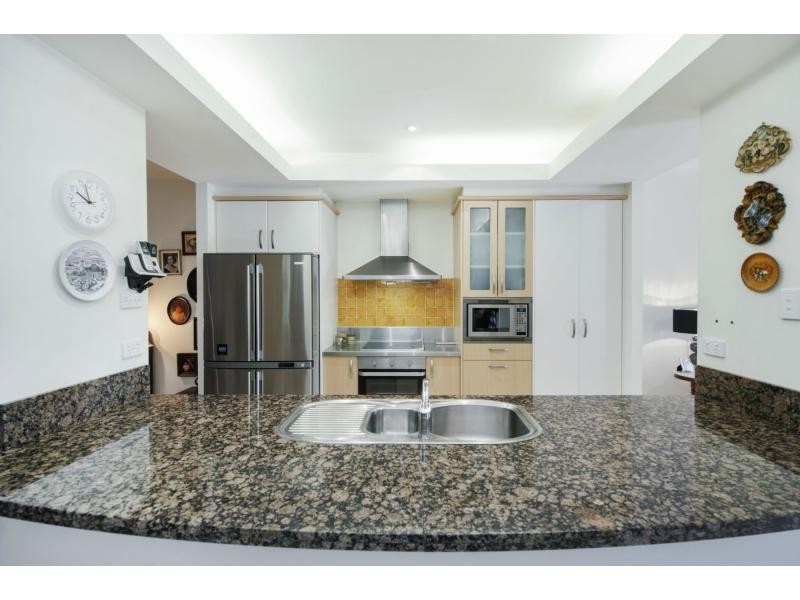 3270 Palladian Drive, Hope Island QLD 4212