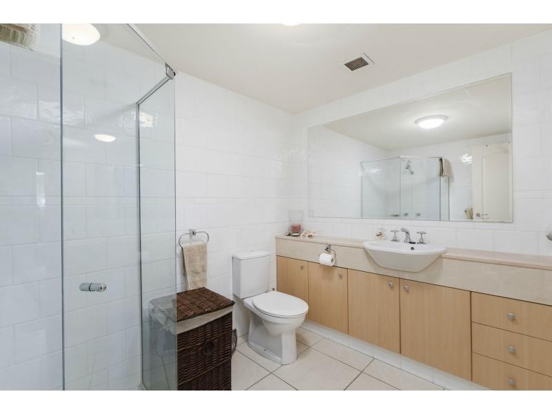 3270 Palladian Drive, Hope Island QLD 4212