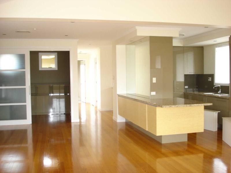 6013 Calardo Avenue, Hope Island QLD 4212