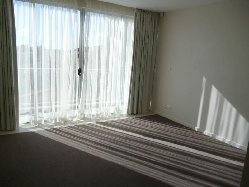 Hope Island QLD 4212