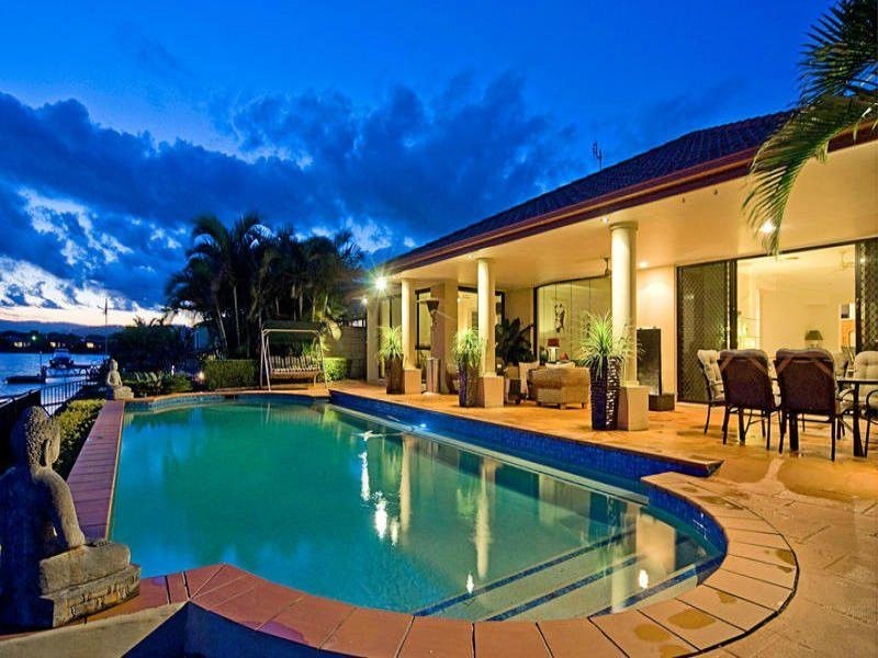 6 Saltair Grove, Helensvale QLD 4212