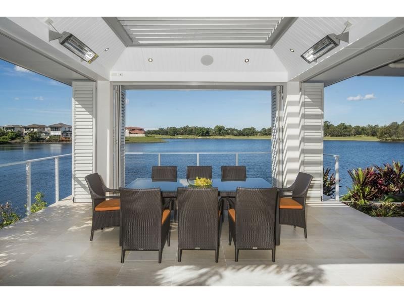 6074 Lugano Drive, Hope Island QLD 4212