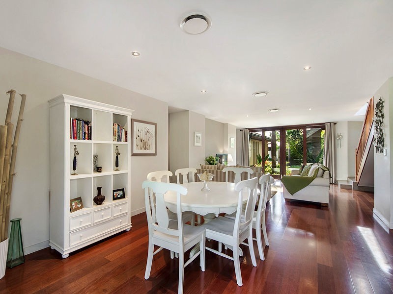 42 River Cove Place, Helensvale QLD 4212