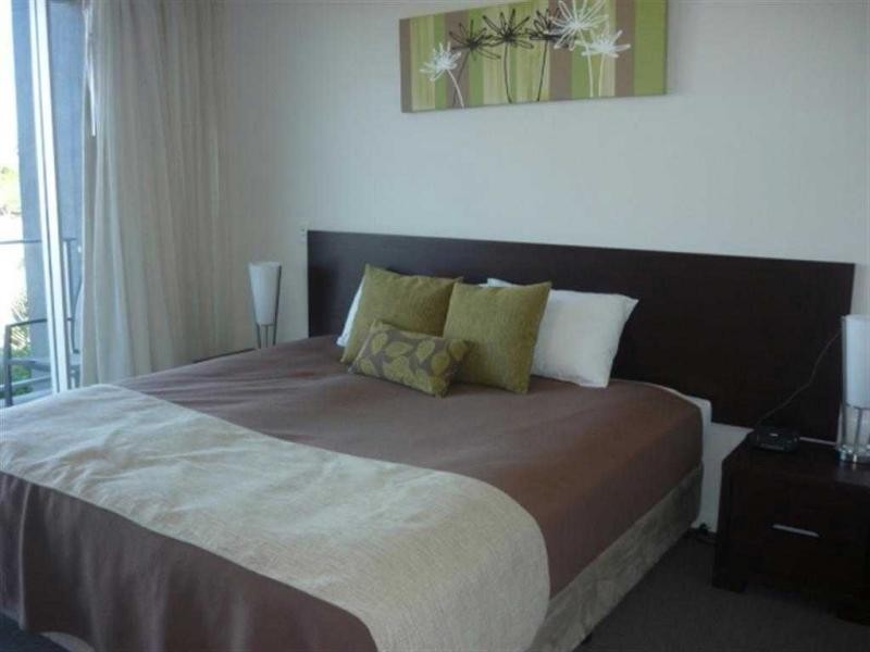2217/2 Activa Way, Azzura Greens, Hope Island QLD 4212