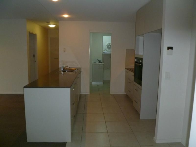 Hope Island QLD 4212