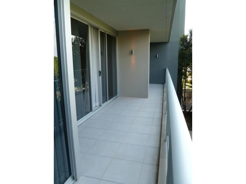 Hope Island QLD 4212