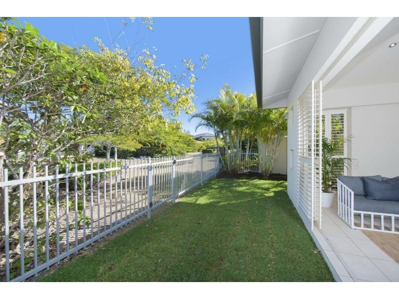 6042 Lucerne Circuit, Hope Island QLD 4212
