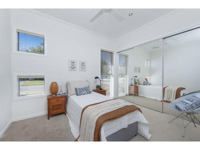 6042 Lucerne Circuit, Hope Island QLD 4212