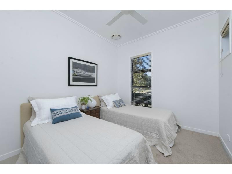 6042 Lucerne Circuit, Hope Island QLD 4212