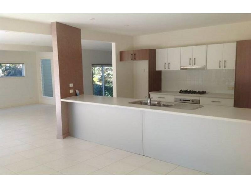 Coomera Waters QLD 4209