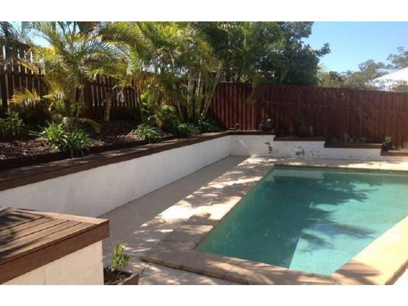 Coomera Waters QLD 4209