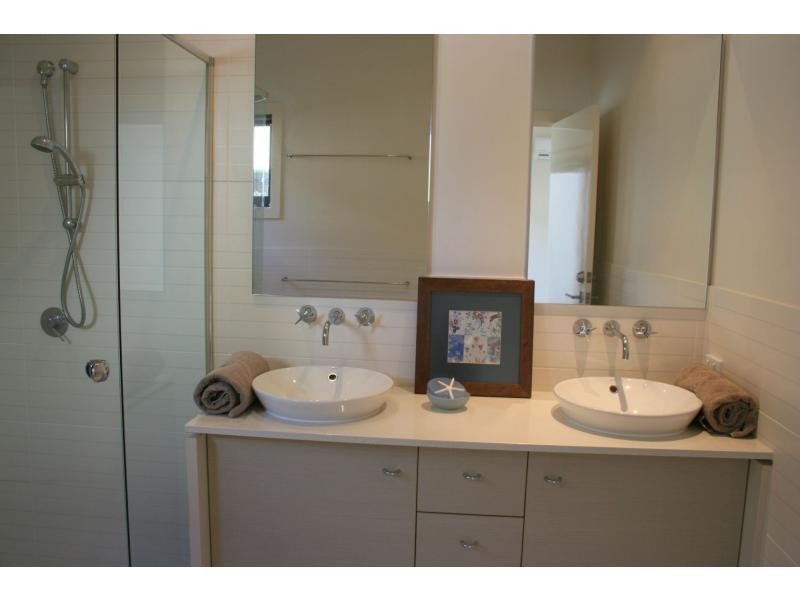 15 Galley Road, Hope Island QLD 4212