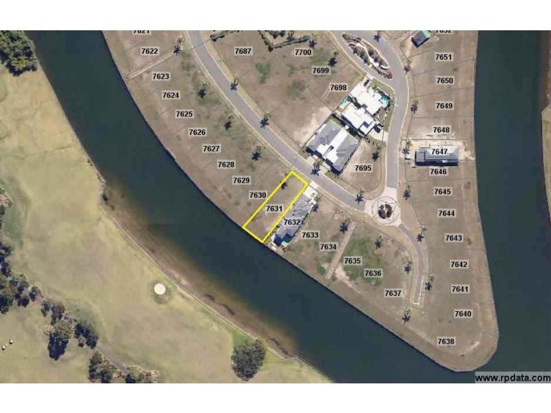 L28 Fairway Boulevard, Hope Island QLD 4212