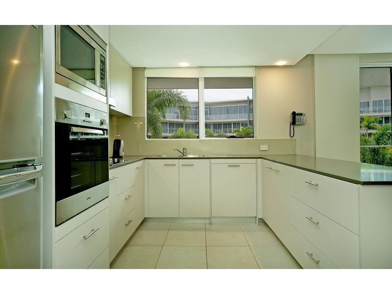 3207 Activa Way, Azzura Greens, Hope Island QLD 4212