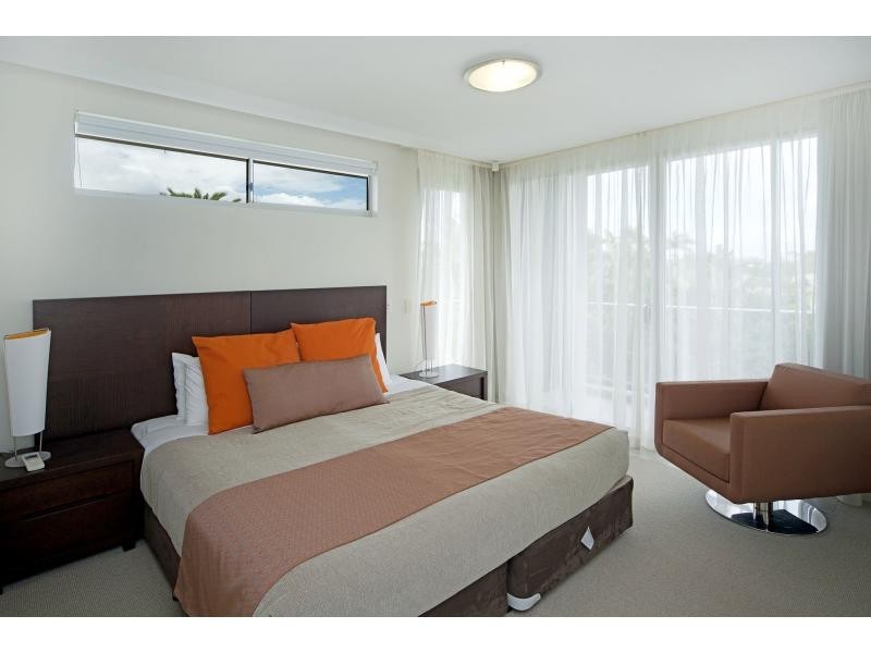 3207 Activa Way, Azzura Greens, Hope Island QLD 4212