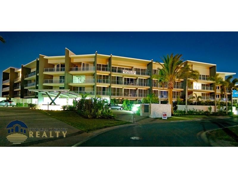 3207 Activa Way, Azzura Greens, Hope Island QLD 4212