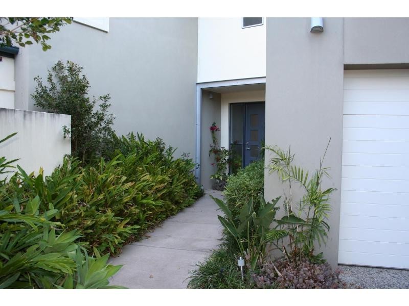 6059 Lugano Drive, Hope Island QLD 4212