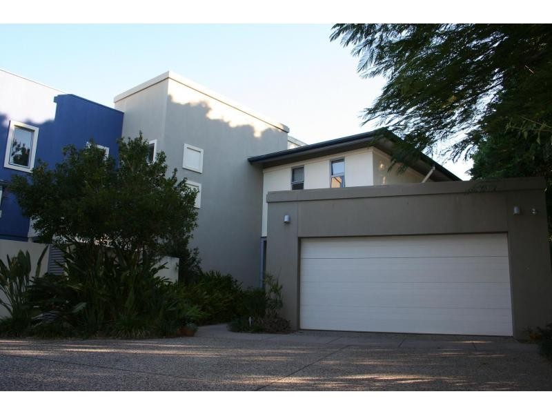 6059 Lugano Drive, Hope Island QLD 4212