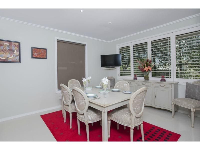 6162 Lugano Drive East, Hope Island QLD 4212