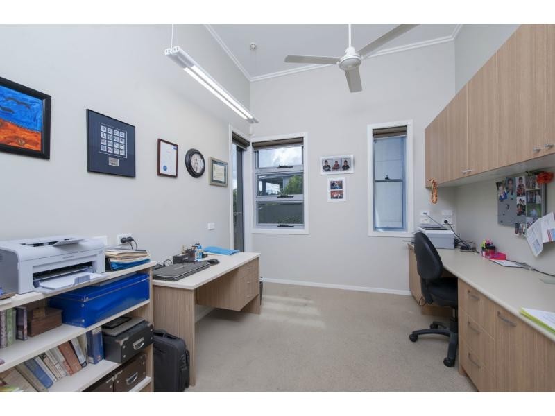 6162 Lugano Drive East, Hope Island QLD 4212