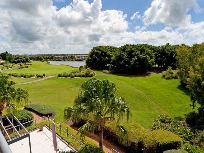 8435 Magnolia Drive East, Hope Island QLD 4212