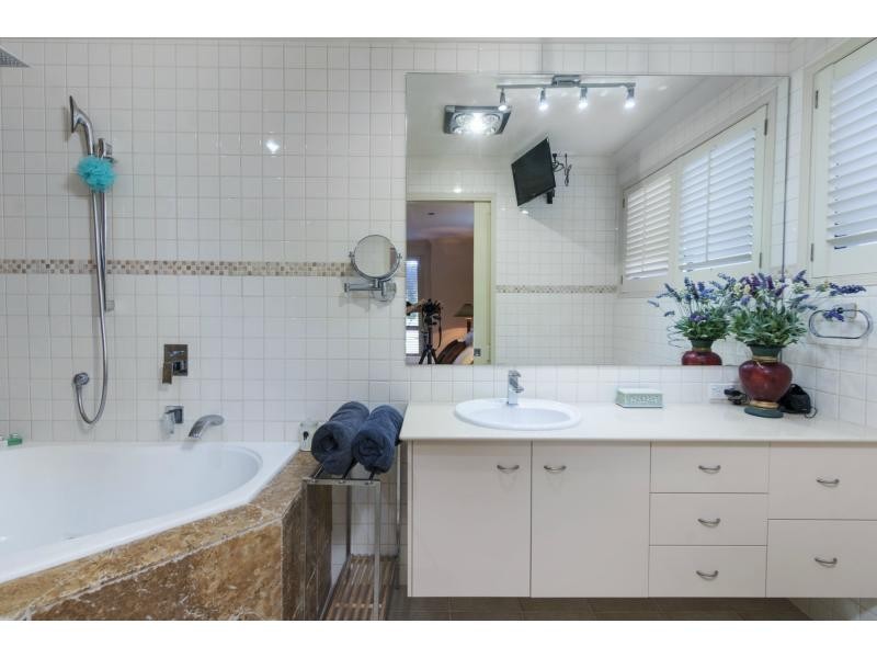 29 Windchimes Way, Helensvale QLD 4212