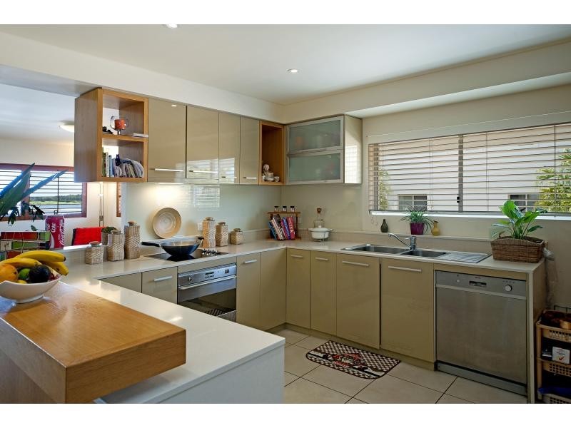 8315 Magnolia Drive East, Hope Island QLD 4212