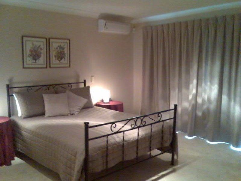 Hope Island QLD 4212