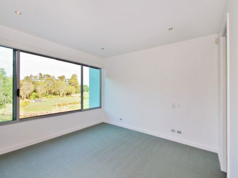 7502 Springfield Drive, Hope Island QLD 4212