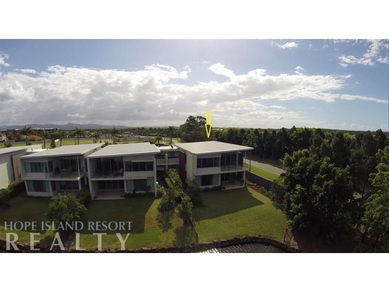 7502 Springfield Drive, Hope Island QLD 4212