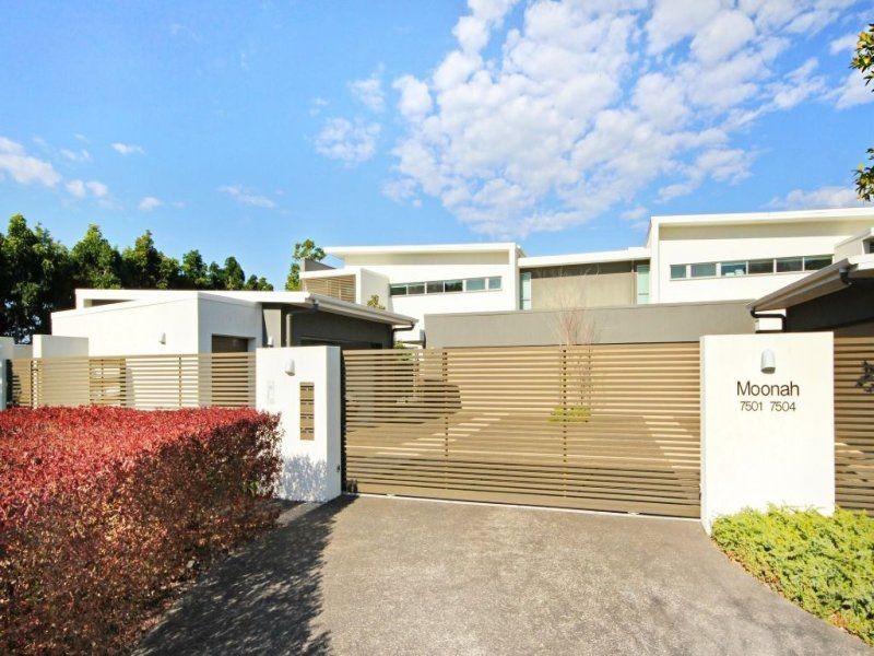 7502 Springfield Drive, Hope Island QLD 4212