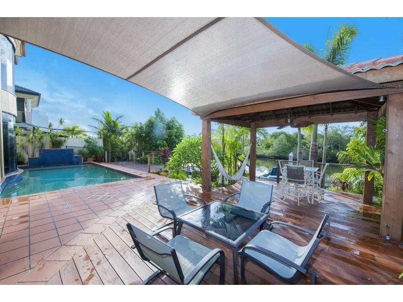 2339 Cressbrook Drive, Hope Island QLD 4212