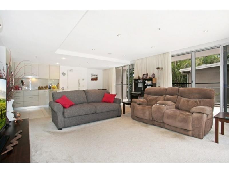 3106 Activa Way, Azzura Greens, Hope Island QLD 4212