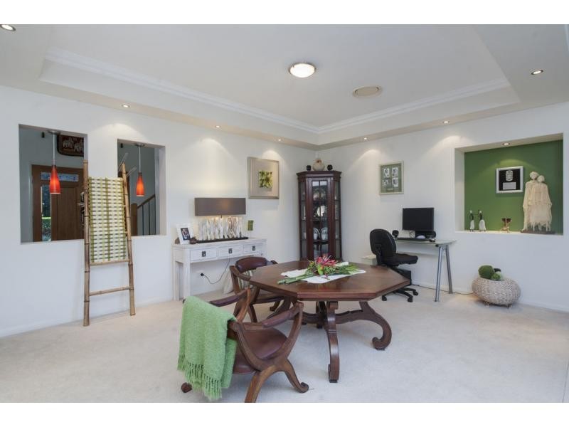 25 River Cove Place, Helensvale QLD 4212