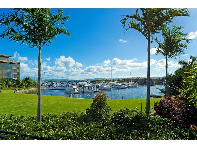 Hope Island QLD 4212