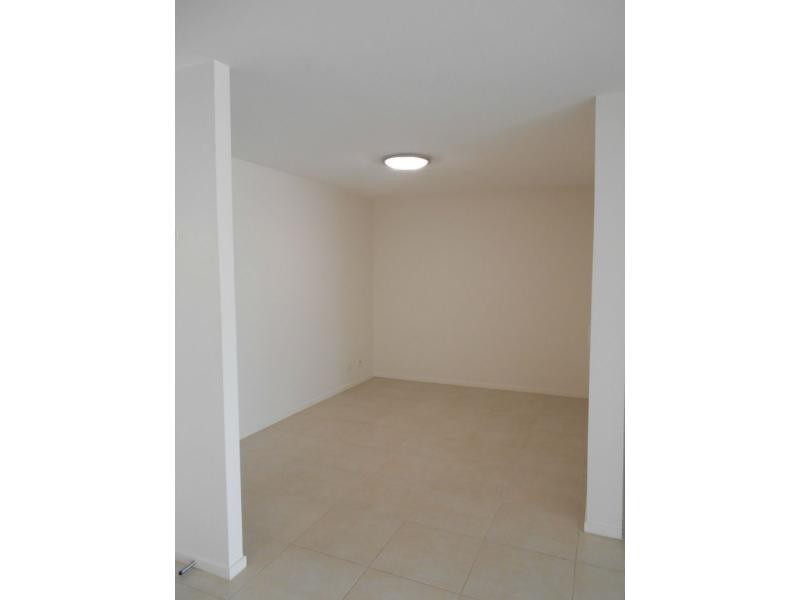 Hope Island QLD 4212