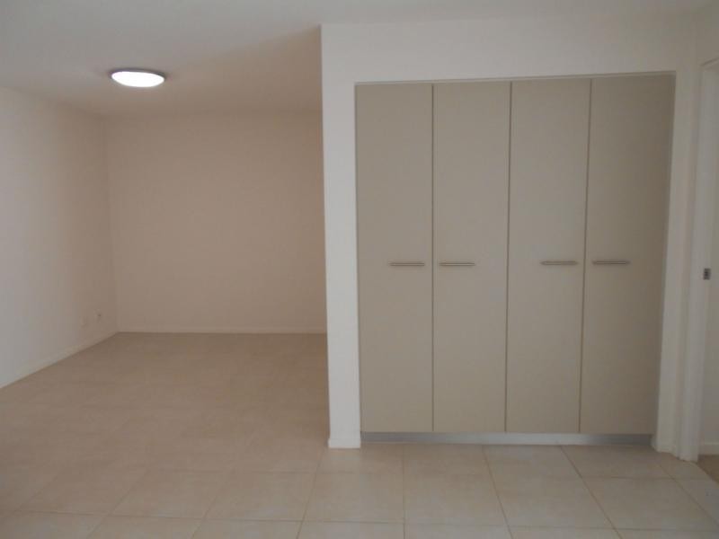 Hope Island QLD 4212