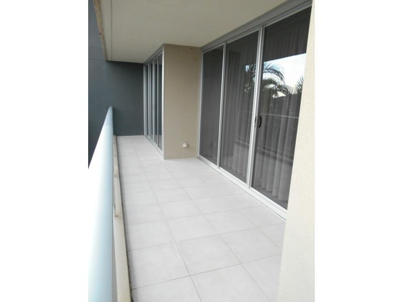 Hope Island QLD 4212