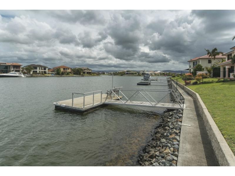 26 Champagne Boulevard, Helensvale QLD 4212