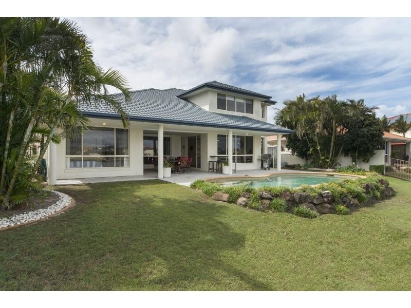 26 Champagne Boulevard, Helensvale QLD 4212