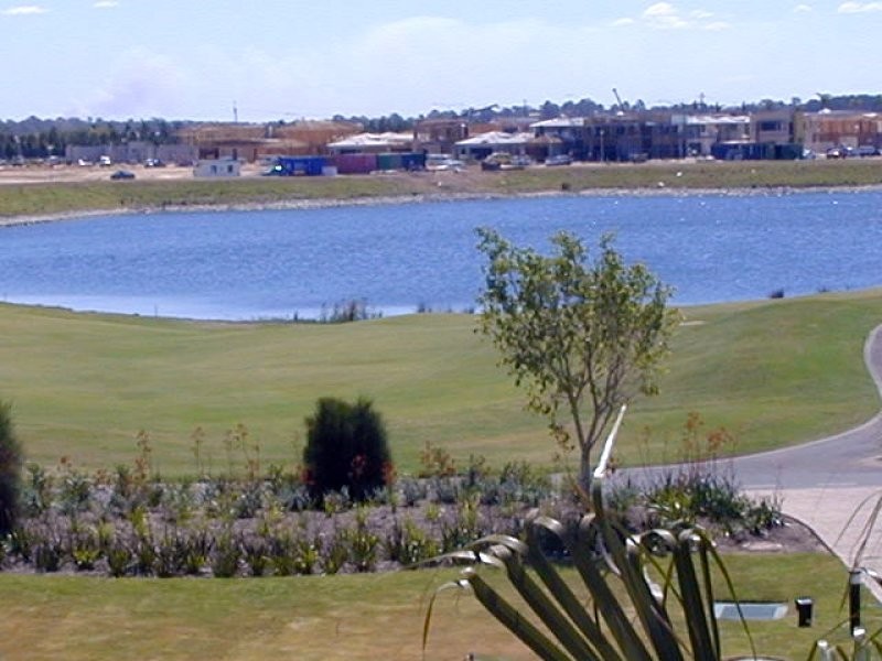 Hope Island QLD 4212