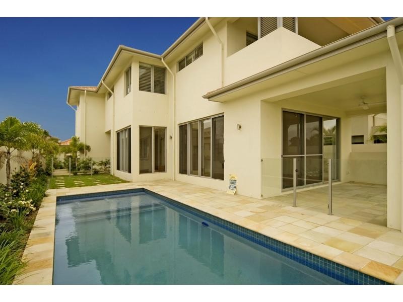 Hope Island QLD 4212