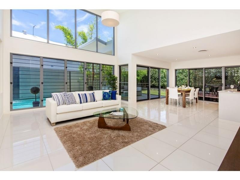 20 Southaven Drive, Helensvale QLD 4212