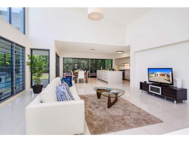 20 Southaven Drive, Helensvale QLD 4212