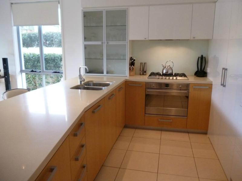 Hope Island QLD 4212